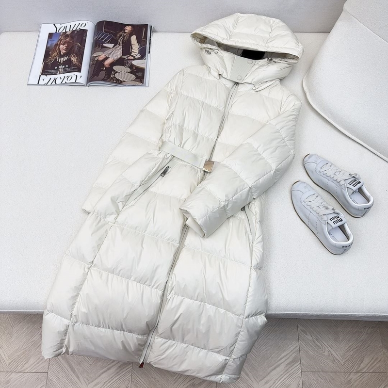 B**rry down coat